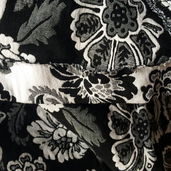 Joseph Ribkoff Womens Jacket Sz 8 Black White Floral 3\4 Sleeve Zip Closure - Picture 9 of 11